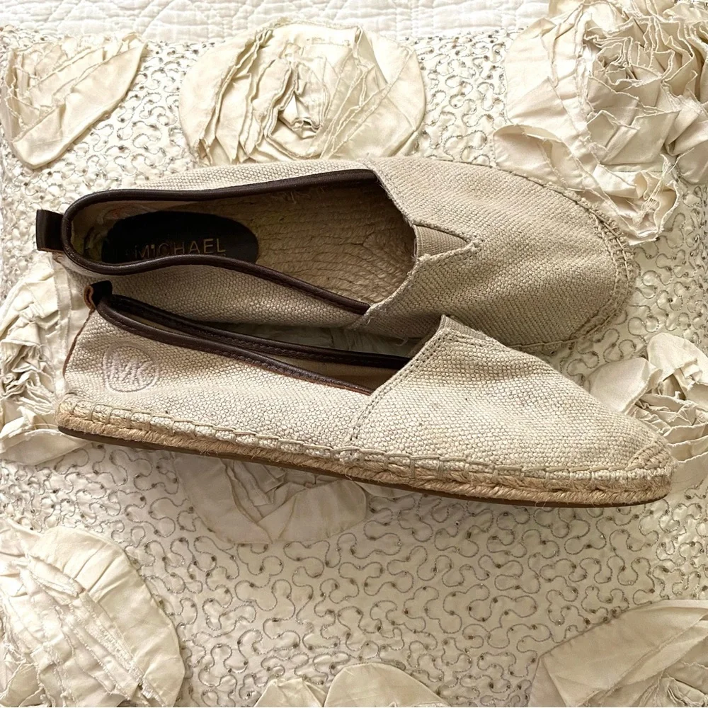MICHAEL Michael Kors Cream Ivory Keli Espadrille Summer Flats Size 8